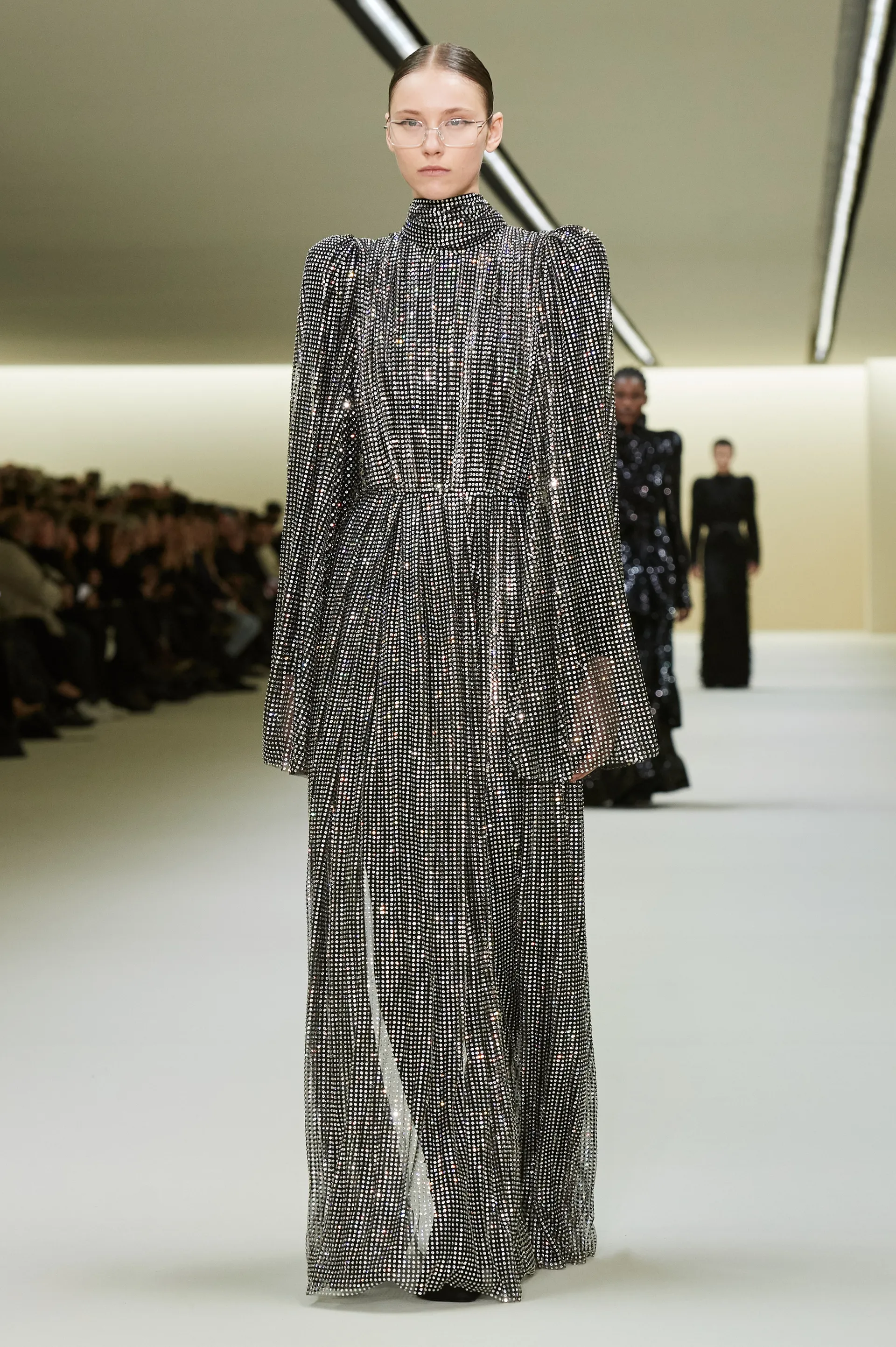 00052 Balenciaga, sügis 2023, valmis kandma, Credit Gorunway