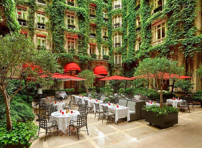 Luksuslikud hotellid Prantsusmaal Plaza Athenee Exterior