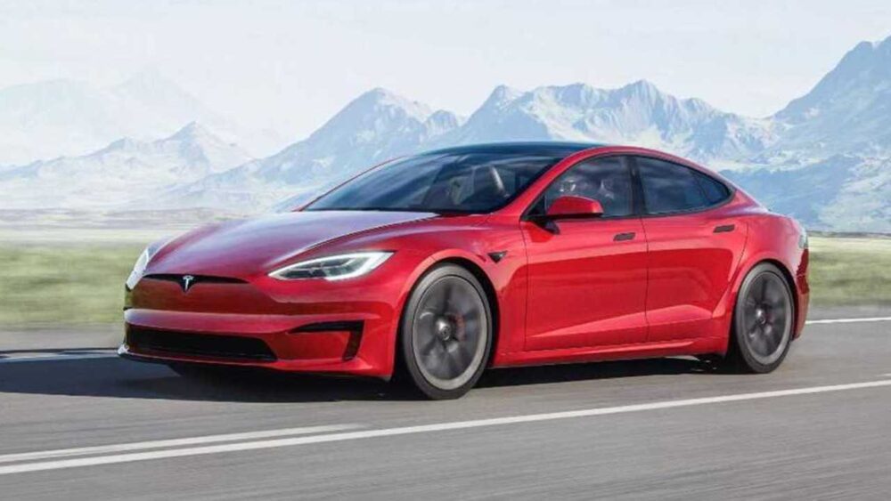Kalleim Tesla S Plaid mudel