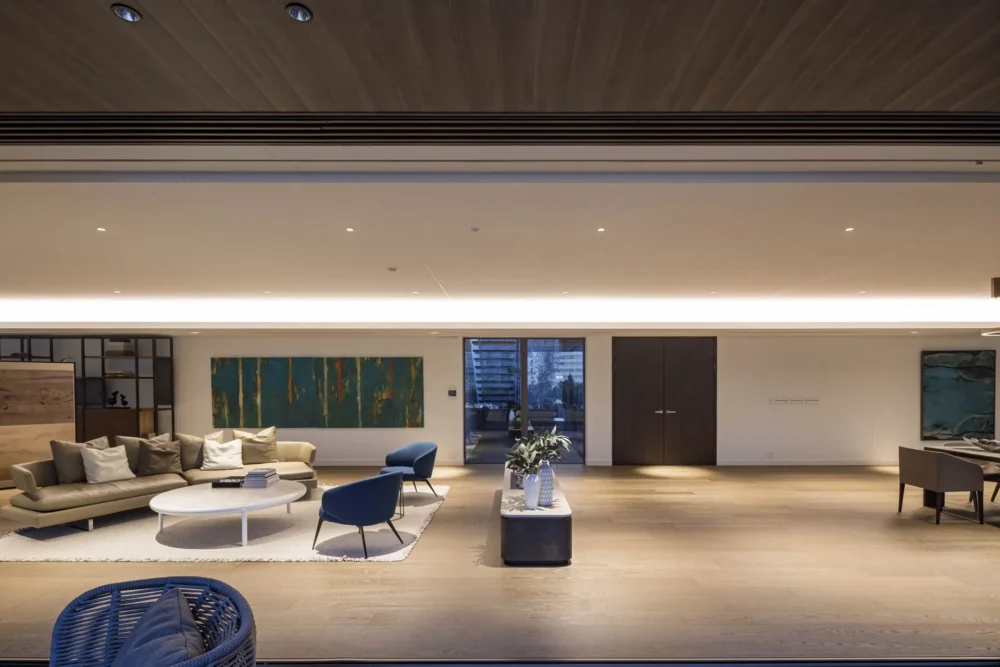 Marq Omotesando One Hind