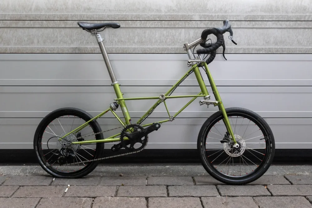 Moultoni jalgrattad Briti tippklassi kokkupandavad rattad