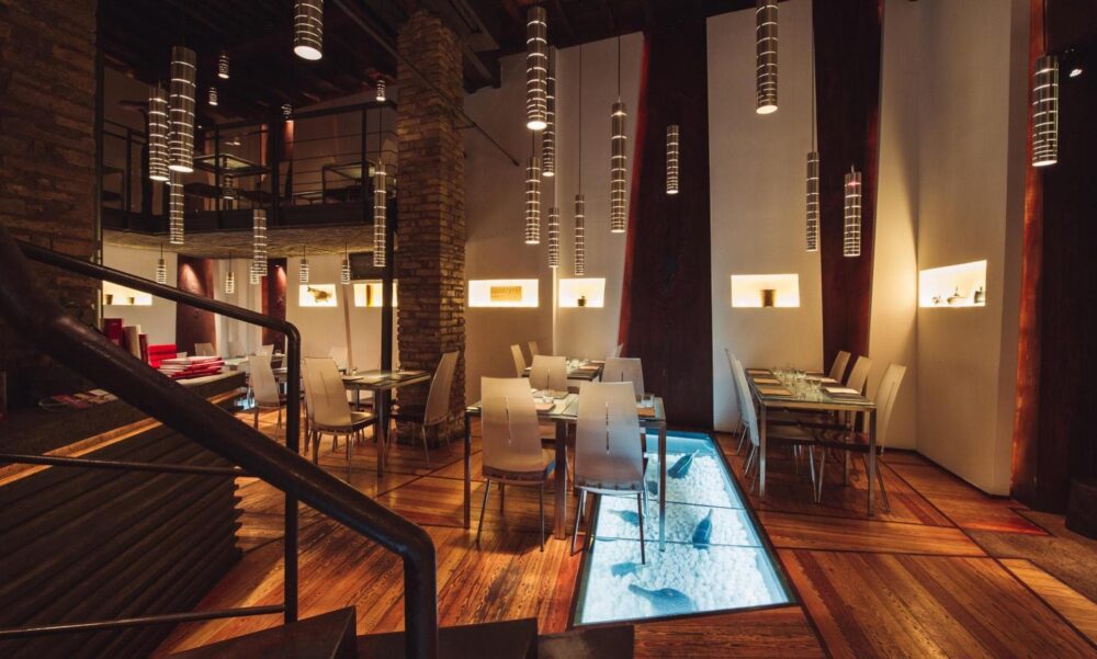 Restoran Glass Hostaria