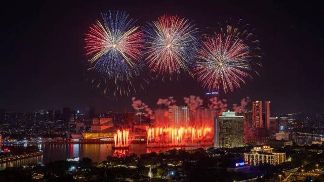 Guangzhou uusaastaõhtuks Blog1